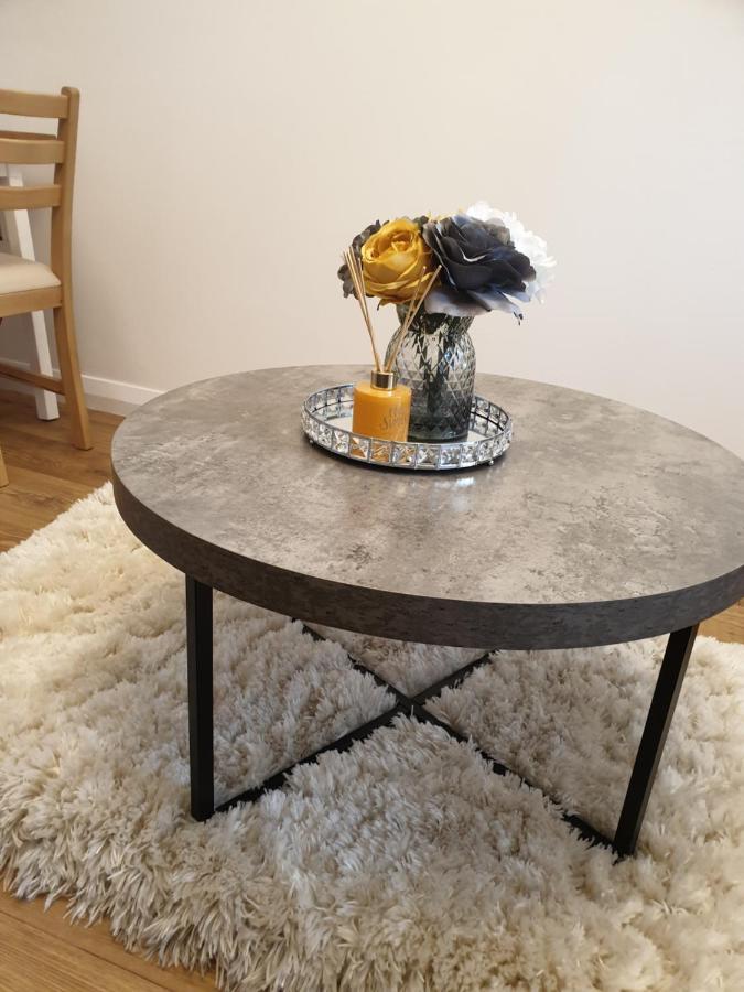 Luxury 1 Bed Close To Town Centre With Free Parking Сътън он Сий Екстериор снимка