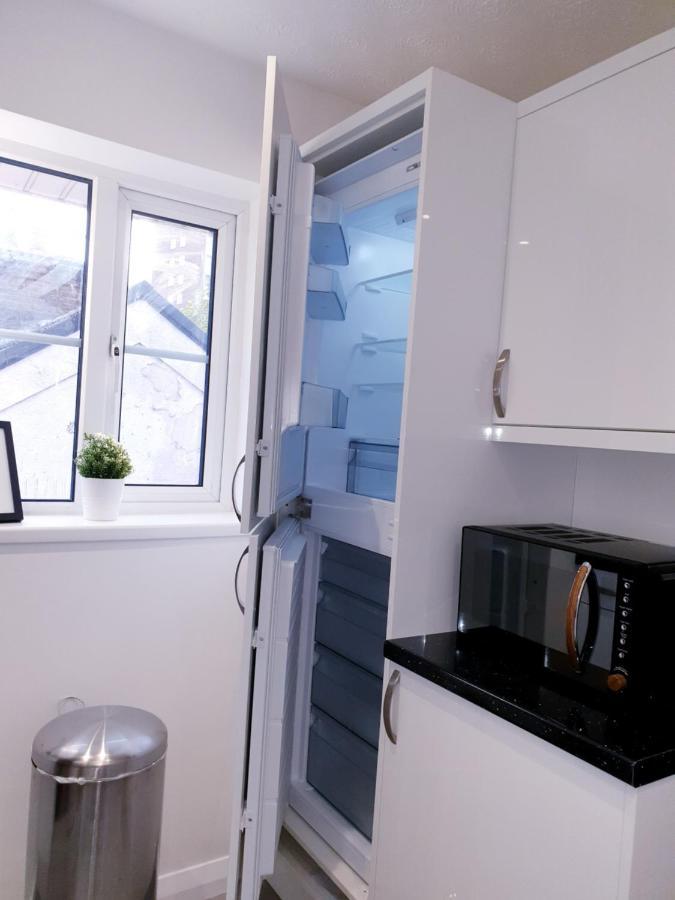 Luxury 1 Bed Close To Town Centre With Free Parking Сътън он Сий Екстериор снимка